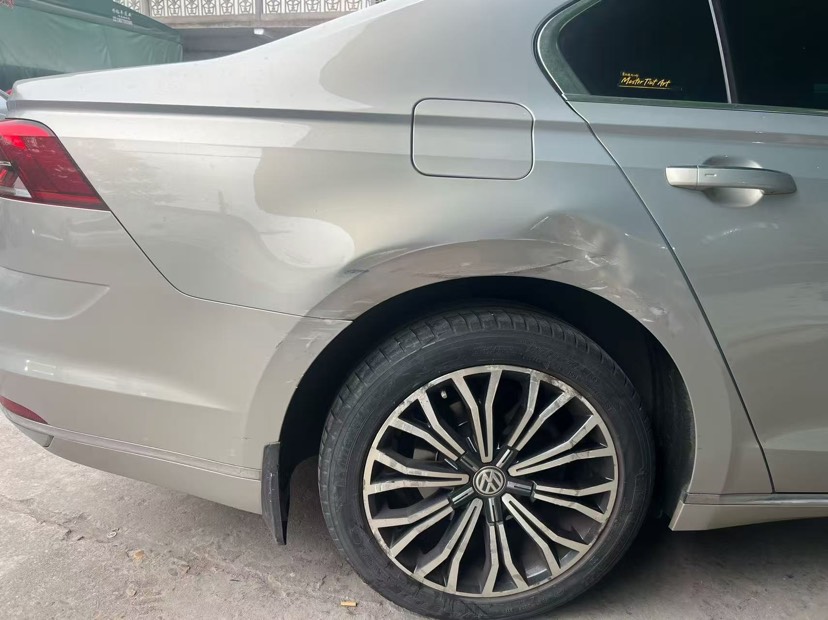 通畅钣喷中心 封面