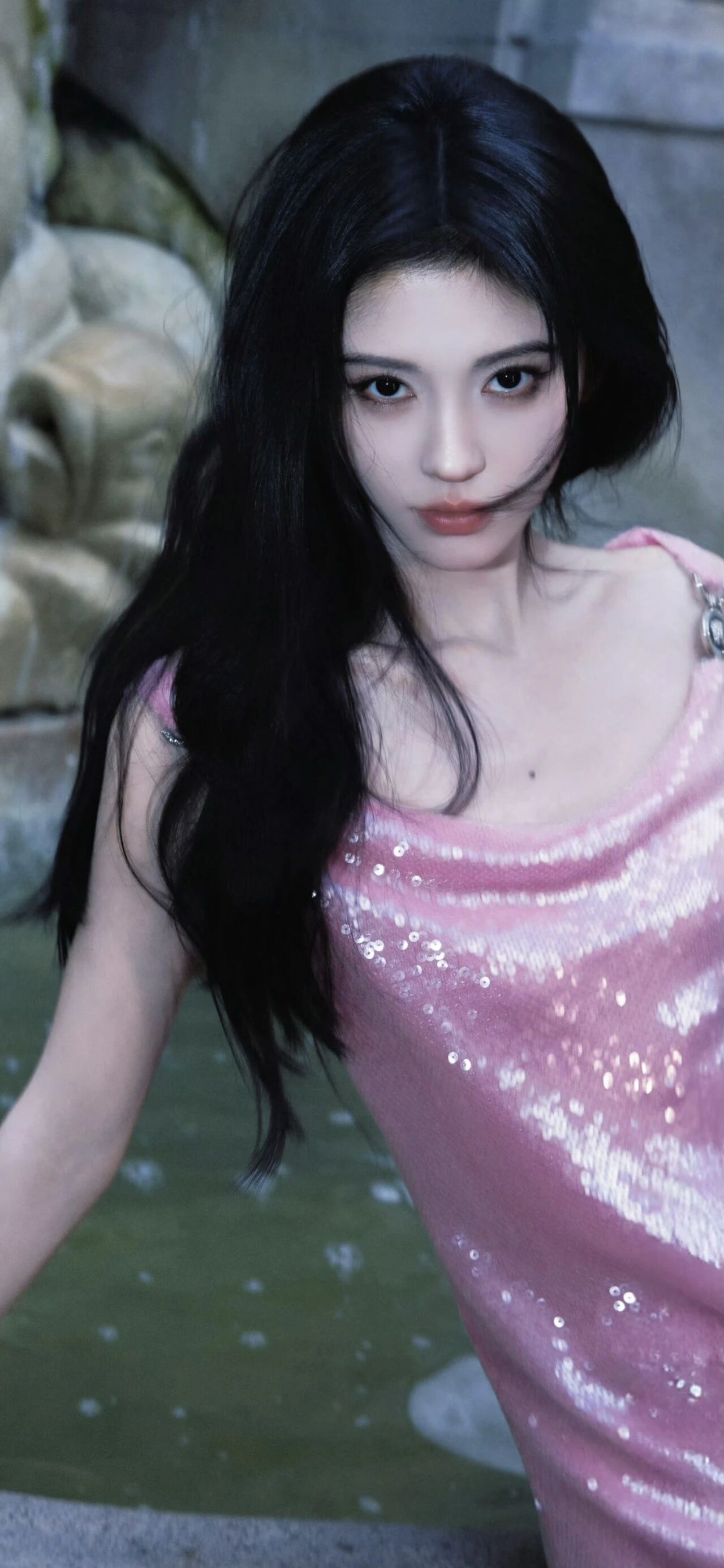4000年美女上线