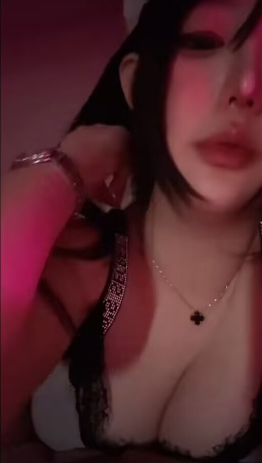 大不大，😘😘 封面